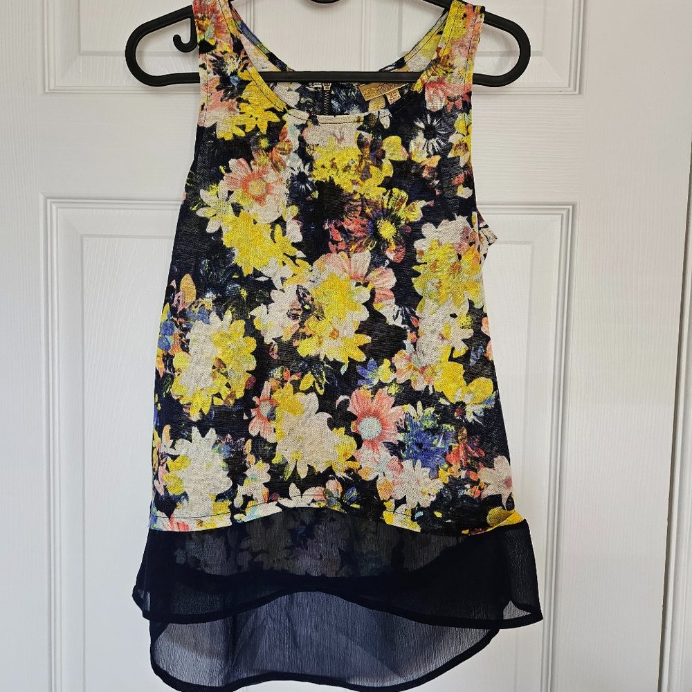 Floral Princess Vera Wang Tank